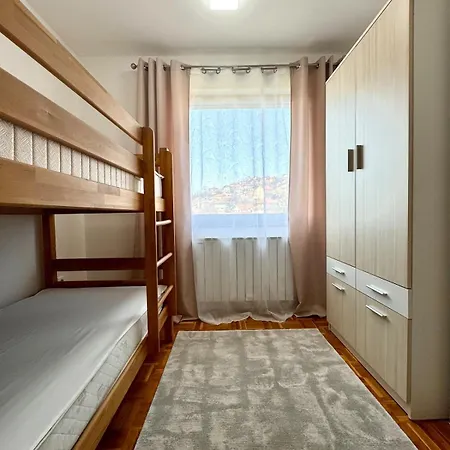 Modern & Complete 2bdr With Free Parking * 사라예보