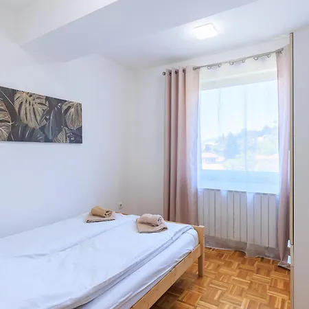 Modern & Complete 2bdr With Free Parking 사라예보