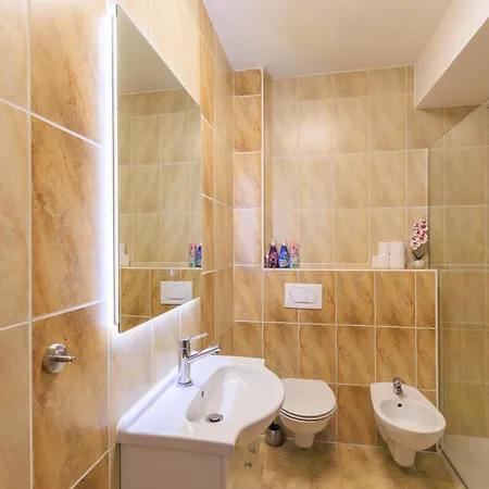 Modern & Complete 2bdr With Free Parking 아파트 *